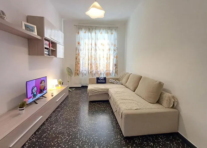 Utri House By World Генуя