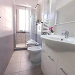 Apartament Utri House By World *